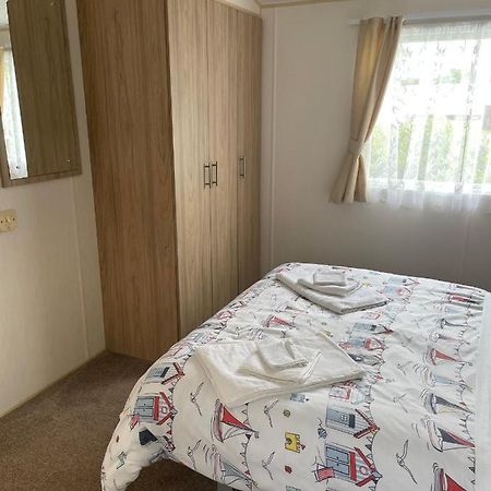 Parkdean Static Caravan On Cherry Tree Holiday Park Great Yarmouth Zewnętrze zdjęcie